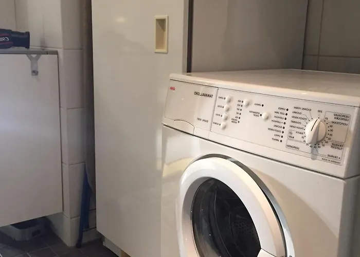 Easy Living Riverside In Arctic Circle *